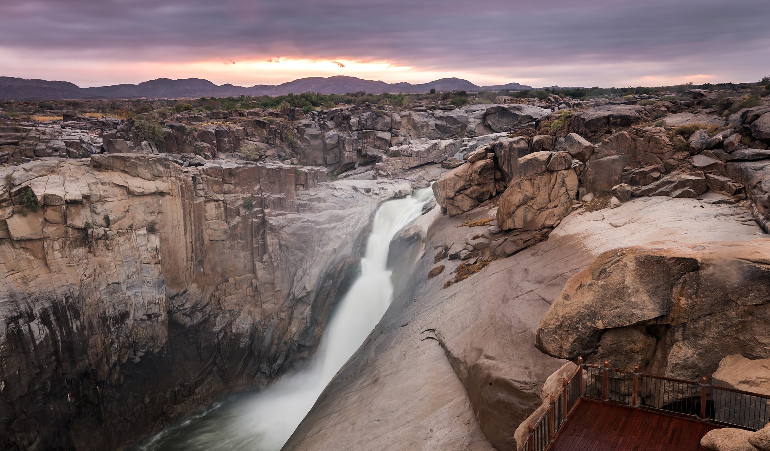 N14 Road Trip Guide: Upington to Augrabies Falls National Park