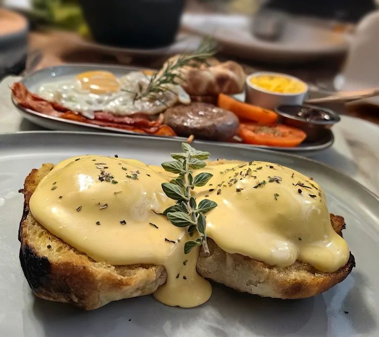 Farm style breakfast at Bezalel Estate near Keimoes