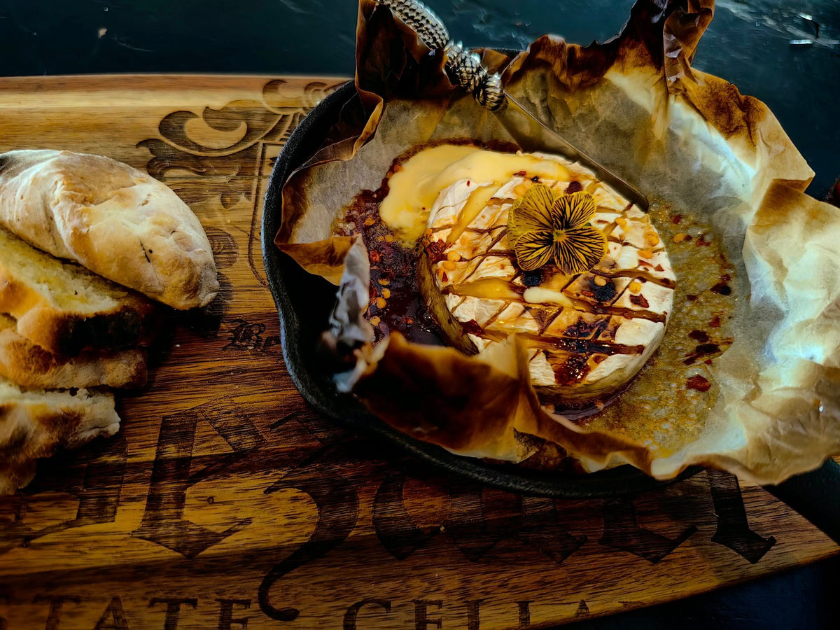 Rustic unique burgers with roosterkoek at Bezalel in the Northern Cape